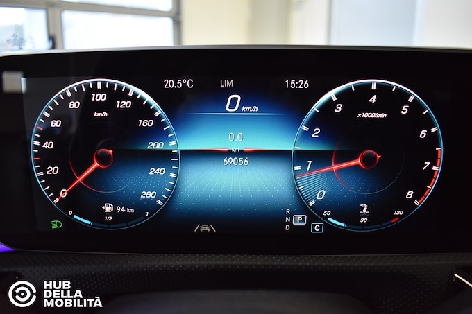 MERCEDES-BENZ A 35 AMG 4Matic Luxury